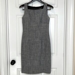 Trio New York Sleeveless Dress Size 6 Light Grey
